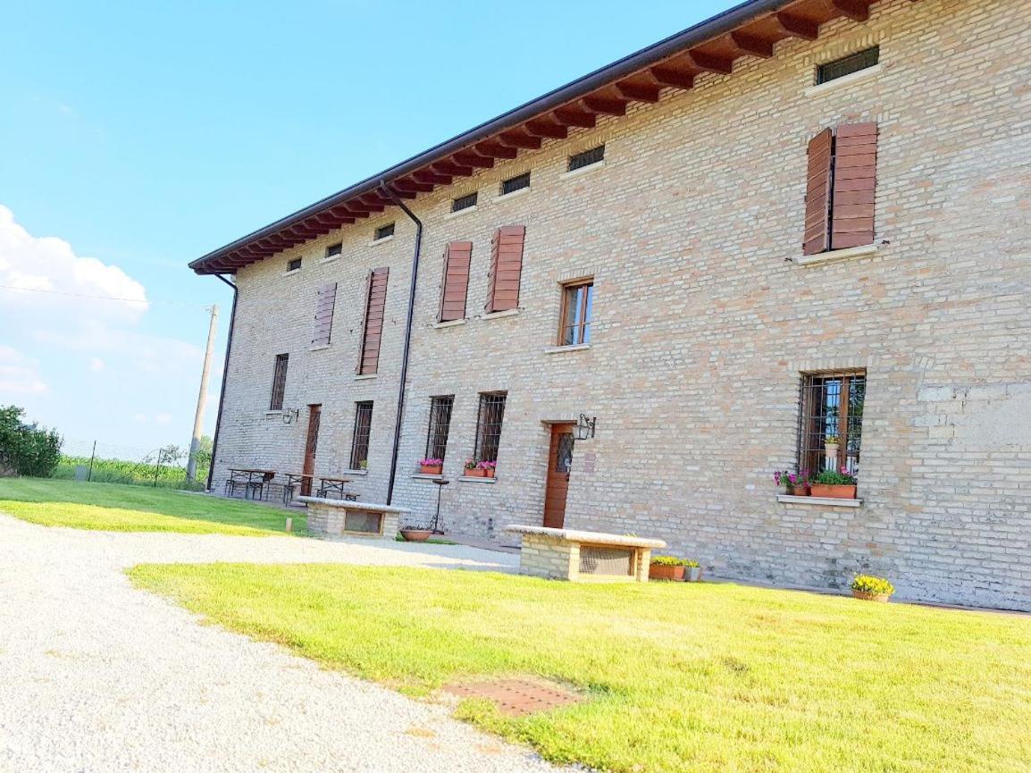 La Garzaga Turismo Rurale Ceresara Eksteriør bilde
